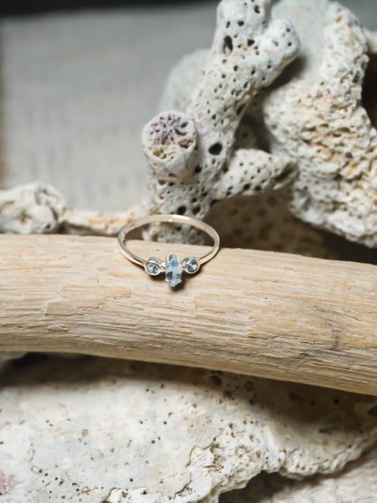 Claw Ring perak 925 dengan pilihan batu Blue Topaz, Garnet, Labradorite, Moonstone - Junior Silver